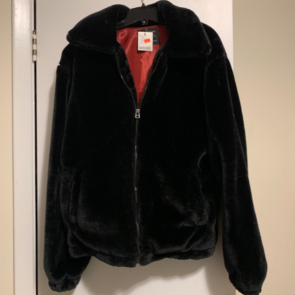 NWT UO FAUX FUR JACKET
